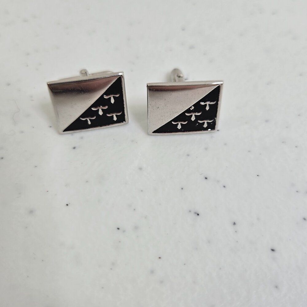 Swank Cufflinks Silver Tone Black Rectangle Diagonal Modern Stylized